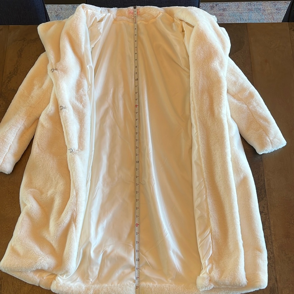 Cream Faux fur long coat brand new never worn S - Picture 5 of 6